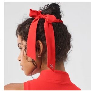ALO Yoga Rhythm Vibrant Red Hair Scrunchie with